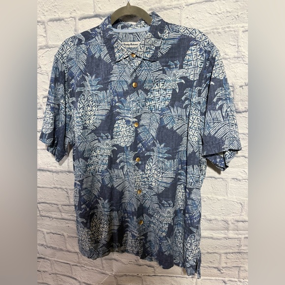 Tommy Bahama Silk Blend Hawaiian Pineapple Shirt, Blue Aloha Mens, Size Large - Picture 3 of 10